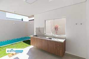 Casa de 4 quartos a à venda 1.060.000,00 no bairro Vila Petrópolis Atibaia: 