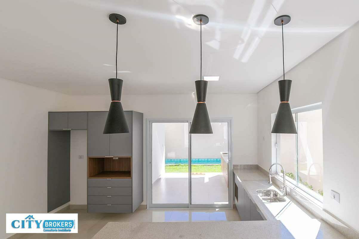 Casa de 4 quartos a à venda 1.060.000,00 no bairro Vila Petrópolis Atibaia: 