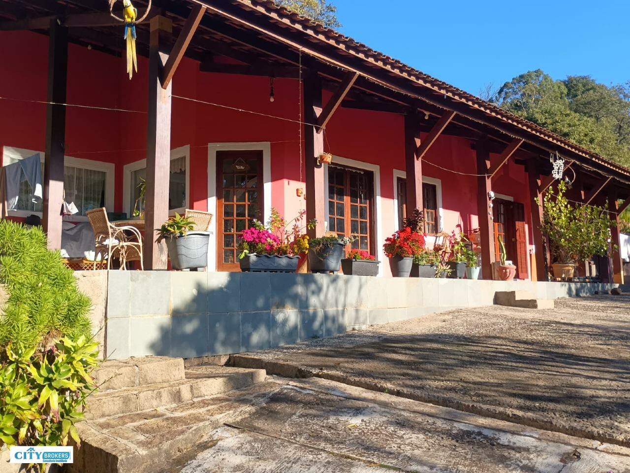 Chácara de 4 quartos a à venda 1.150.000,00 no bairro Lopes Valinhos: 