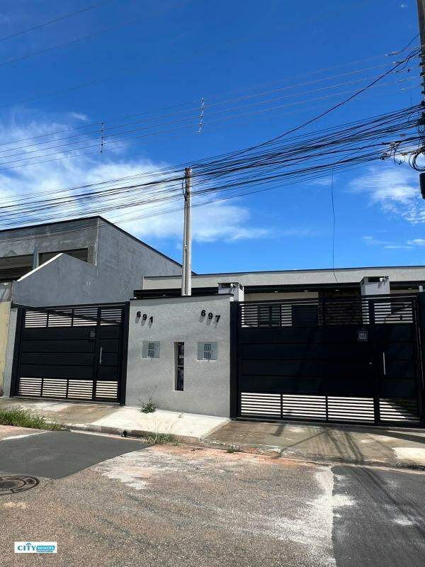 Casa de 3 quartos a à venda 870.000,00 no bairro Jardim Alvinópolis Atibaia: 