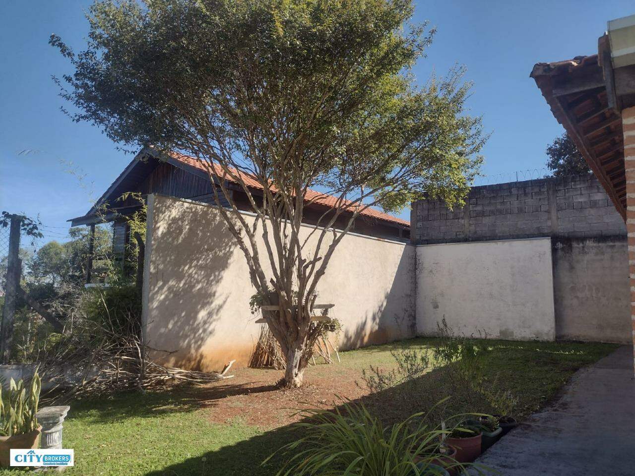 CASA TÉRREA de 3 quartos a à venda 820.000,00 no bairro Jardim Paulista Atibaia: 