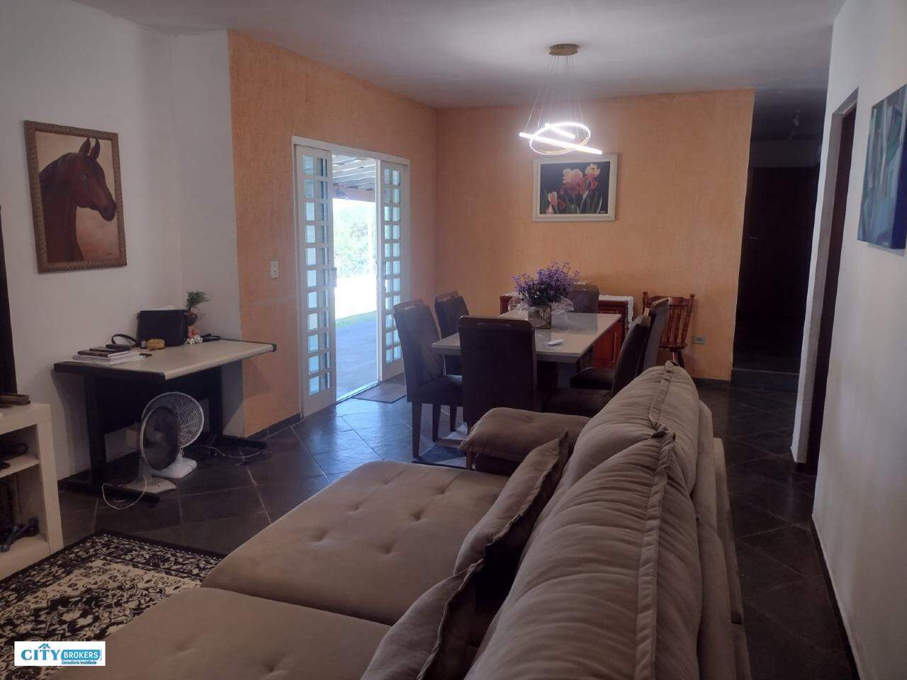 CASA TÉRREA de 3 quartos a à venda 820.000,00 no bairro Jardim Paulista Atibaia: 