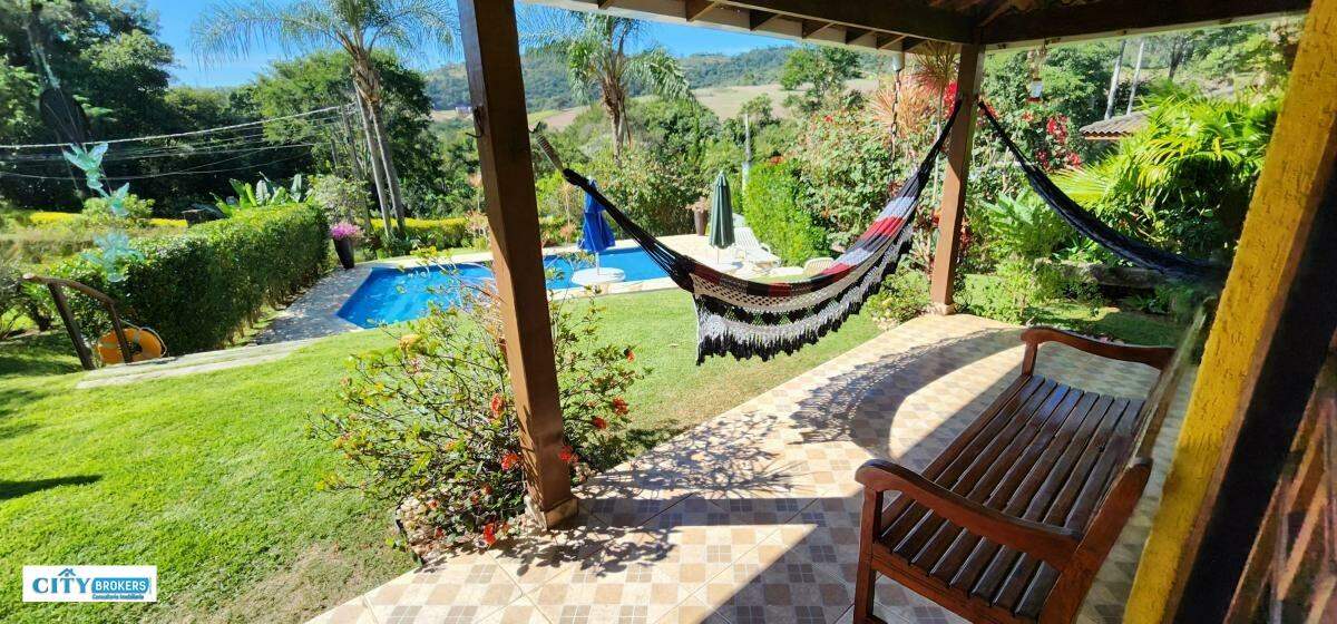 Sobrado de 4 quartos a à venda 1.890.000,00 no bairro Jardim Estância Brasil Atibaia: 