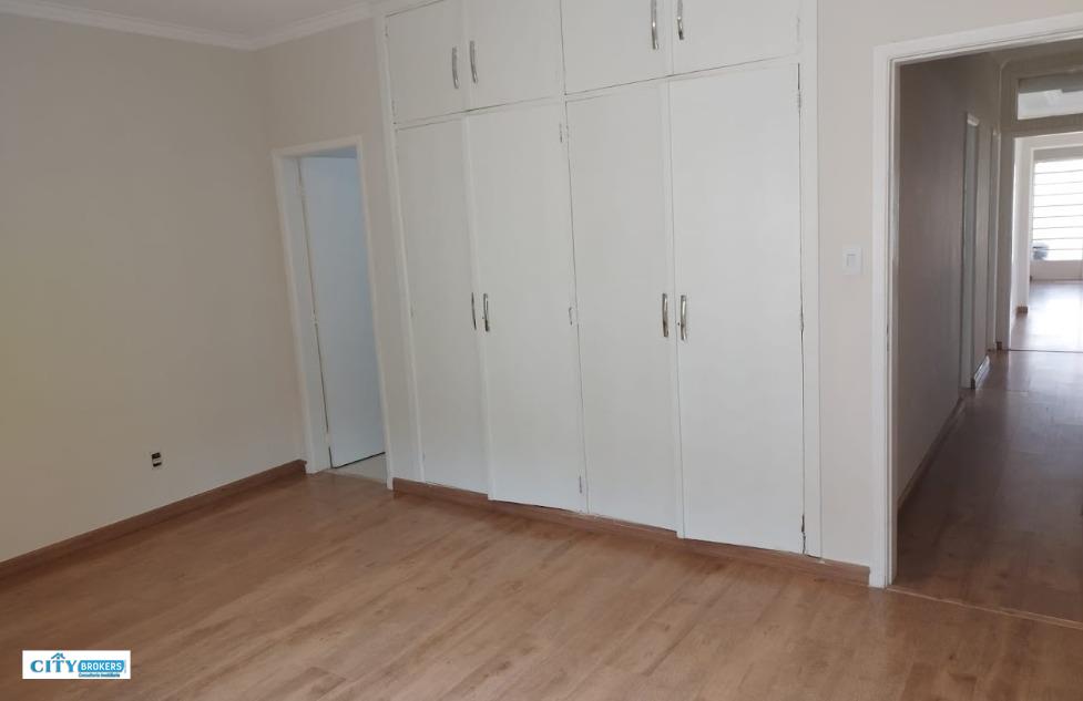 Casa, 3 quartos, 230 m² - Foto 19