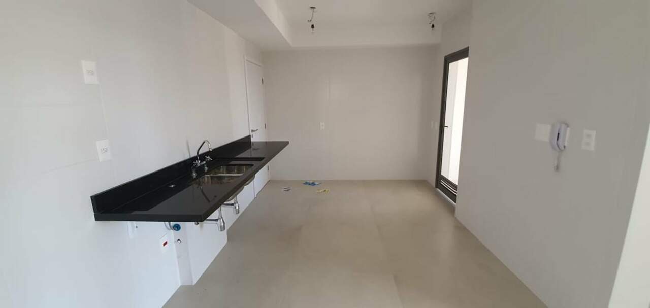 Apartamento à venda com 3 quartos, 131m² - Foto 8