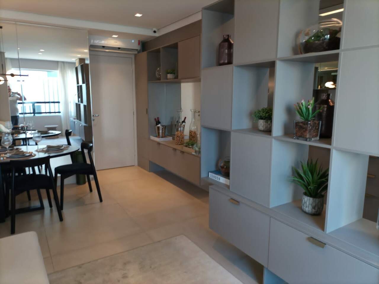 Apartamento à venda com 2 quartos, 56m² - Foto 9