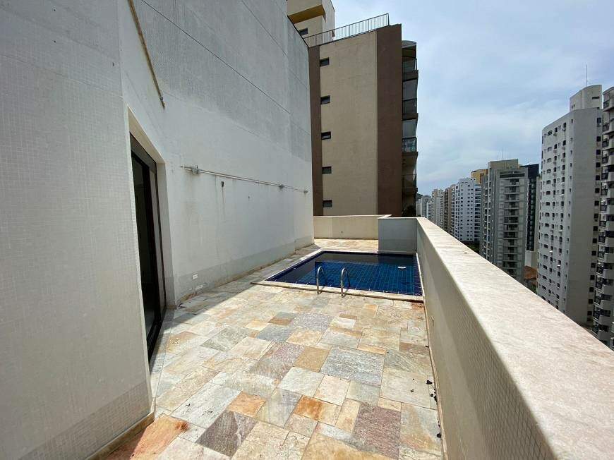 Cobertura à venda com 2 quartos, 216m² - Foto 10