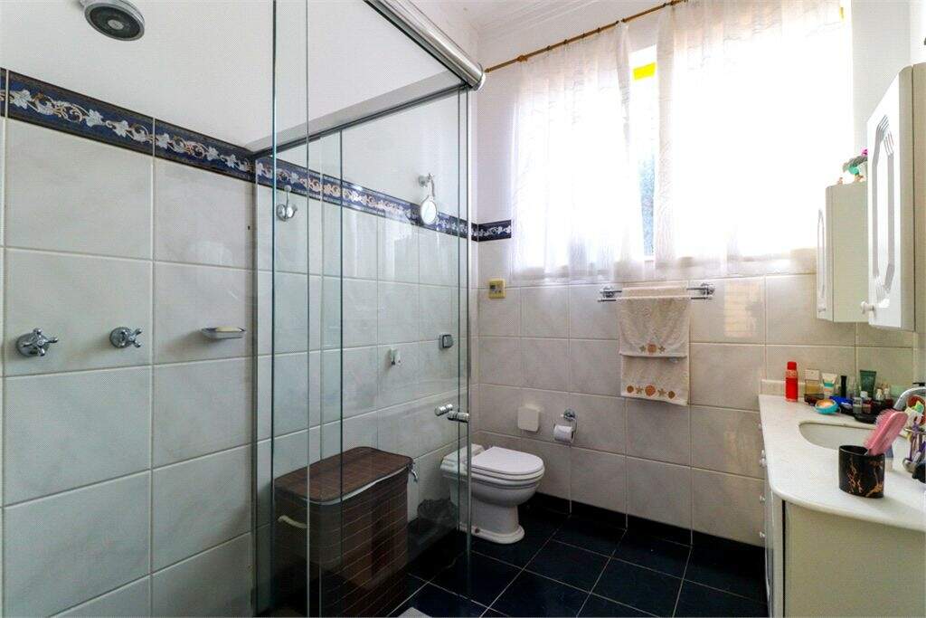 Casa à venda com 5 quartos, 300m² - Foto 32