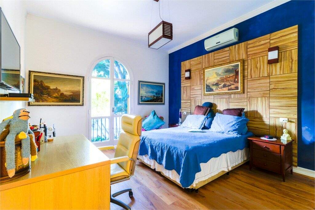 Casa à venda com 5 quartos, 300m² - Foto 37