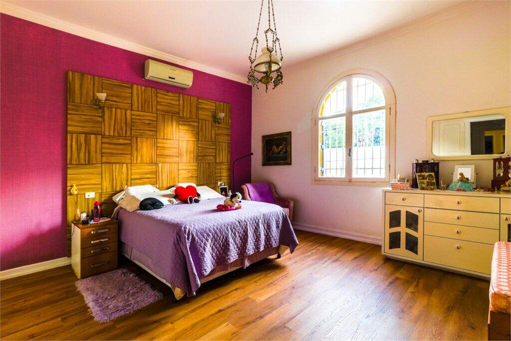 Casa à venda com 5 quartos, 300m² - Foto 40