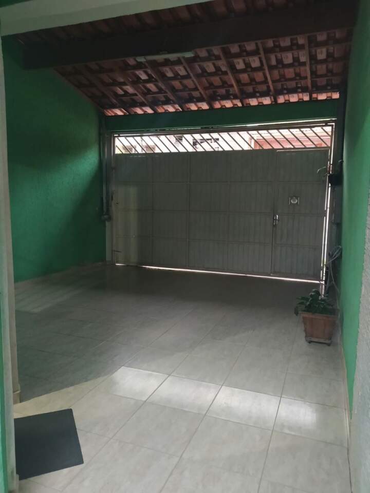 Casa à venda com 2 quartos, 90m² - Foto 3