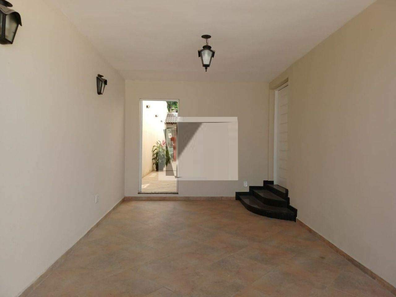 Casa à venda com 3 quartos, 200m² - Foto 13