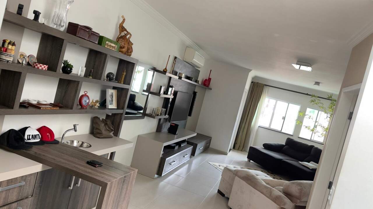 Casa à venda com 4 quartos, 180m² - Foto 16