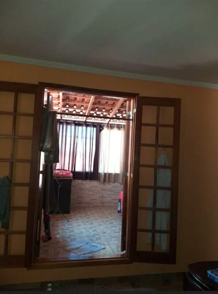 Casa à venda com 2 quartos, 250m² - Foto 7