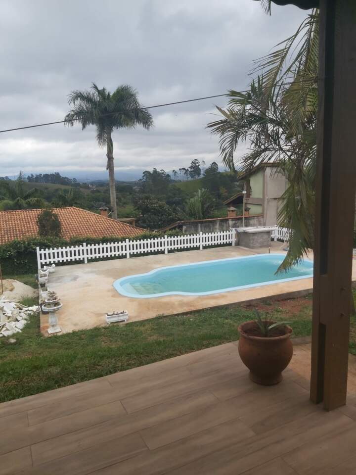 Fazenda à venda com 3 quartos, 1515m² - Foto 18