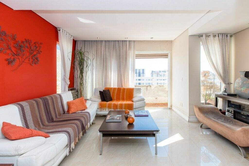 Cobertura à venda com 2 quartos, 156m² - Foto 3