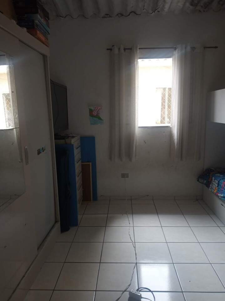 Casa à venda com 2 quartos, 80m² - Foto 3