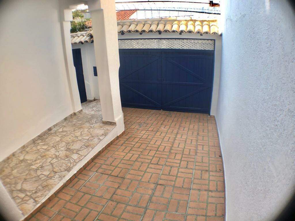 Casa à venda com 2 quartos, 120m² - Foto 4