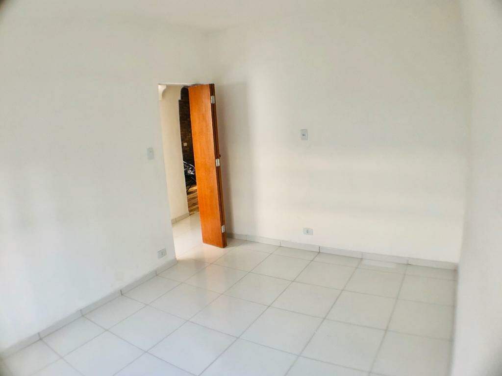 Casa à venda com 2 quartos, 120m² - Foto 8