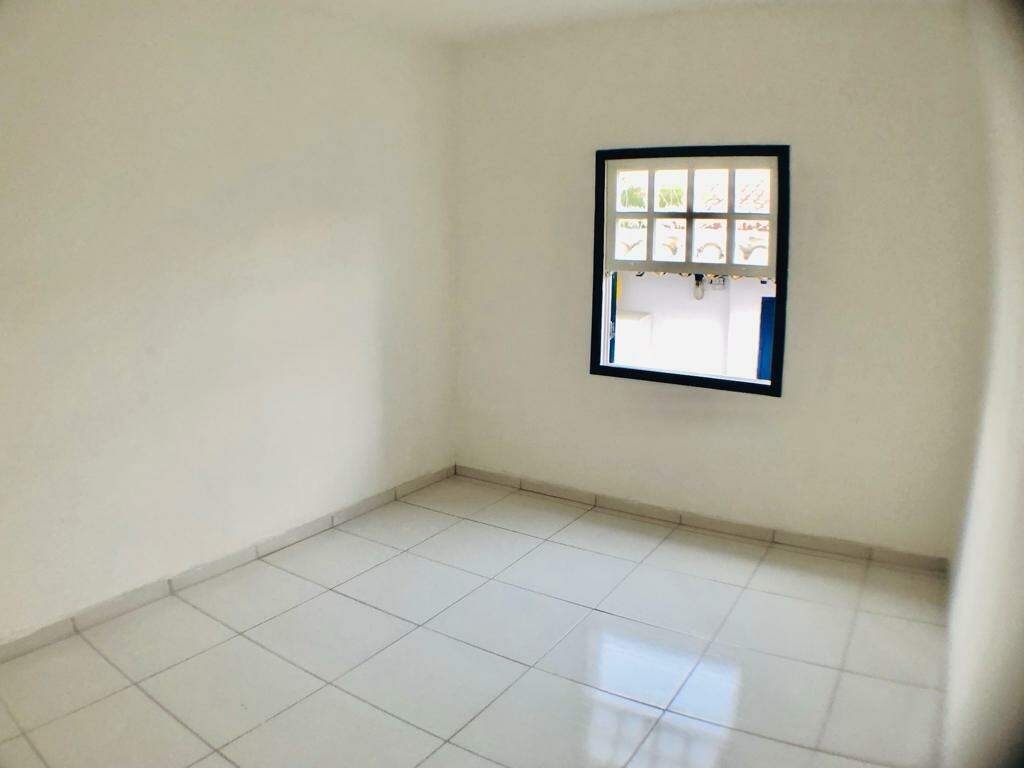 Casa à venda com 2 quartos, 120m² - Foto 11