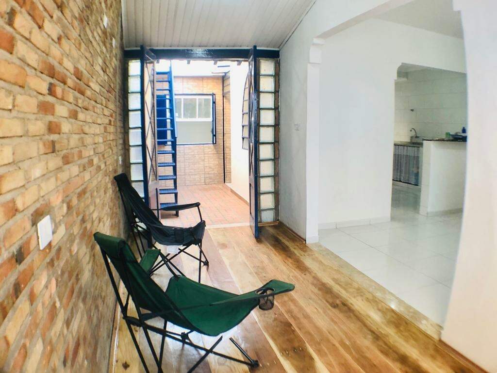 Casa à venda com 2 quartos, 120m² - Foto 12