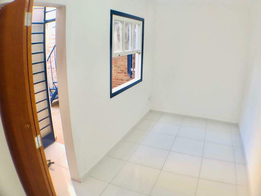 Casa à venda com 2 quartos, 120m² - Foto 22