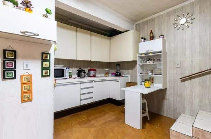 Casa à venda com 5 quartos, 151m² - Foto 1