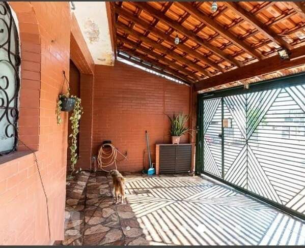 Casa à venda com 5 quartos, 151m² - Foto 2