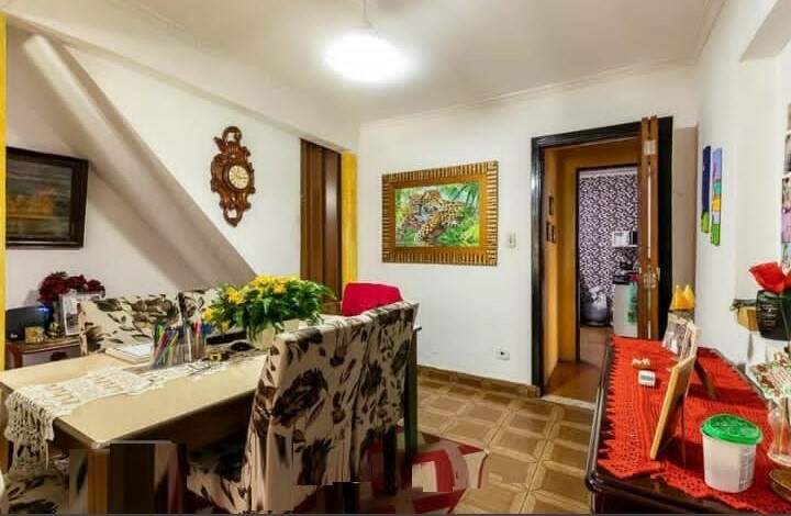 Casa à venda com 5 quartos, 151m² - Foto 3