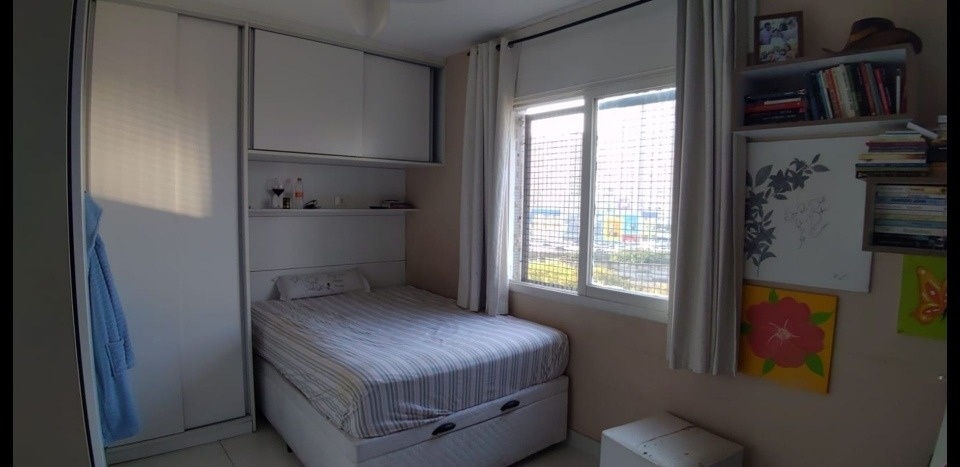 Apartamento à venda com 2 quartos, 50m² - Foto 2