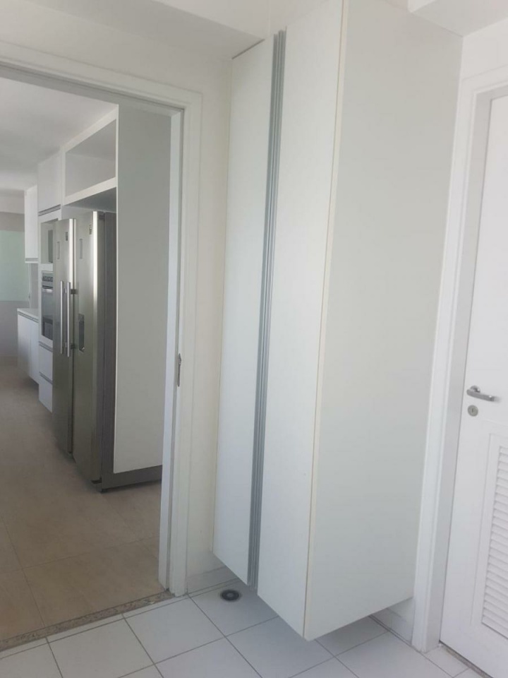 Apartamento à venda com 4 quartos, 210m² - Foto 16