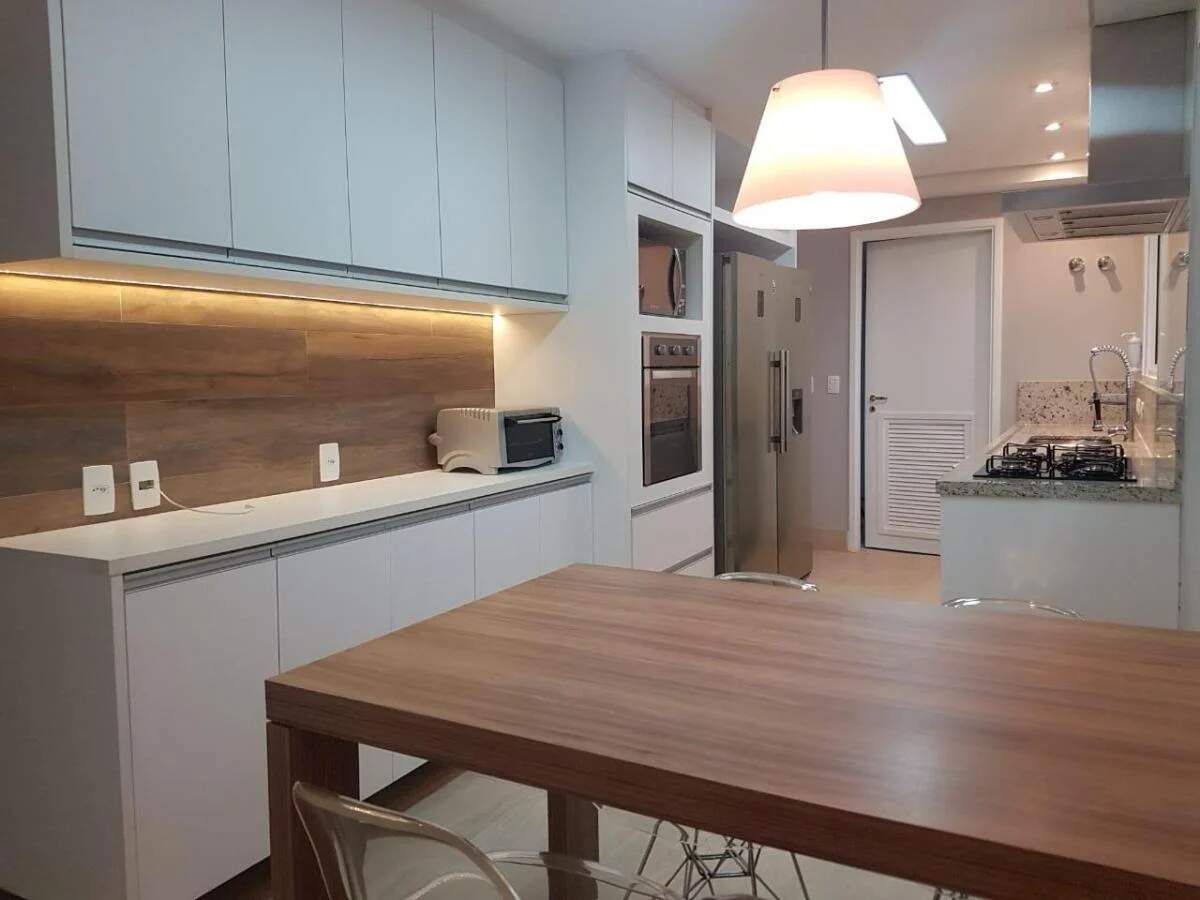 Apartamento à venda com 4 quartos, 210m² - Foto 12