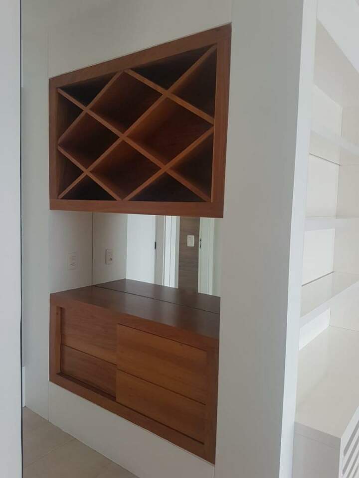 Apartamento à venda com 4 quartos, 210m² - Foto 7