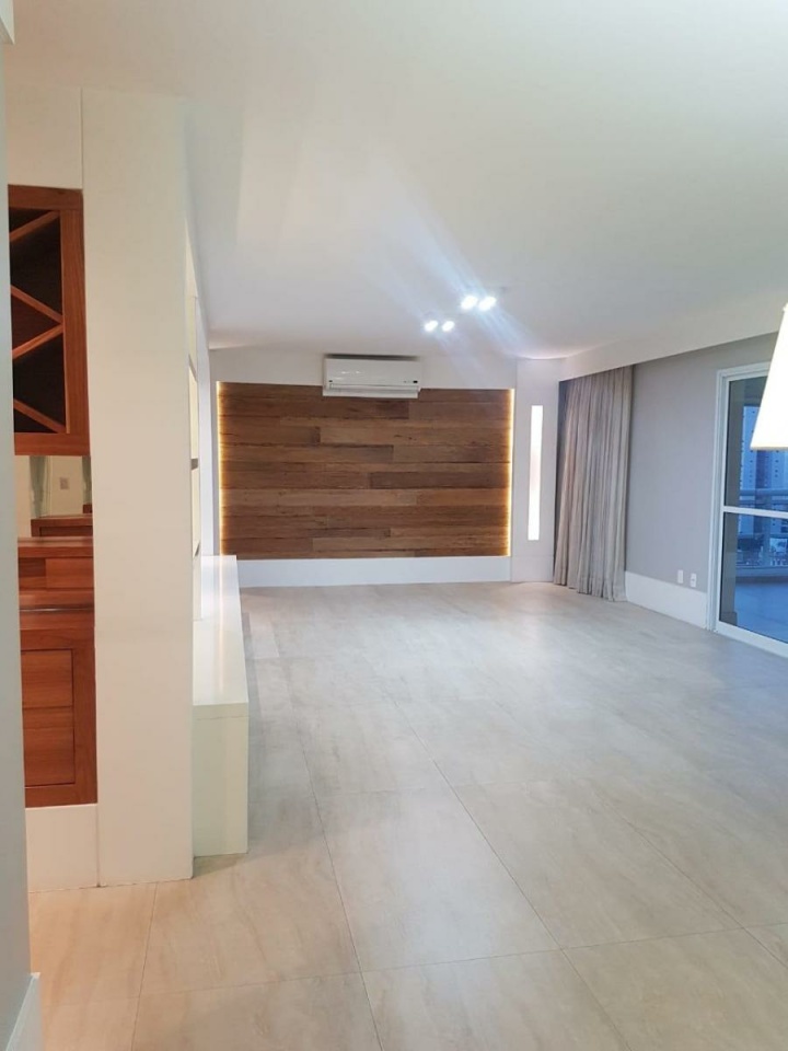 Apartamento à venda com 4 quartos, 210m² - Foto 8