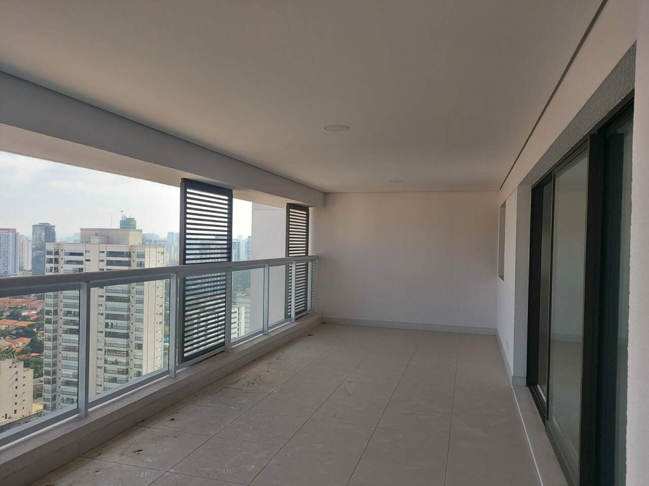 Apartamento à venda com 3 quartos, 178m² - Foto 27