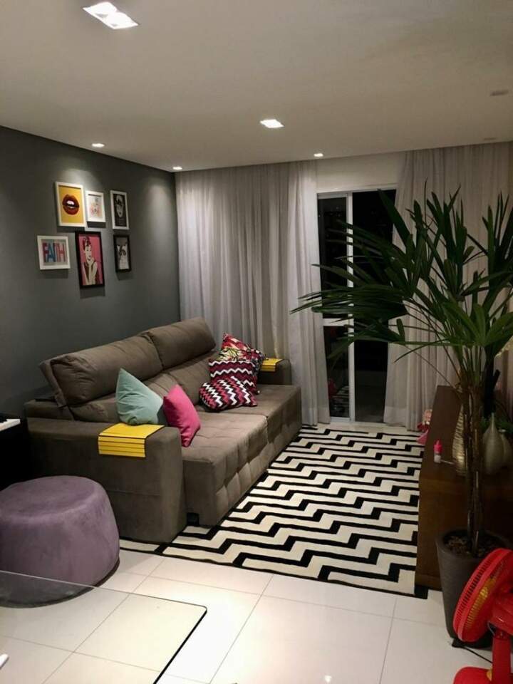 Apartamento à venda com 2 quartos, 68m² - Foto 2