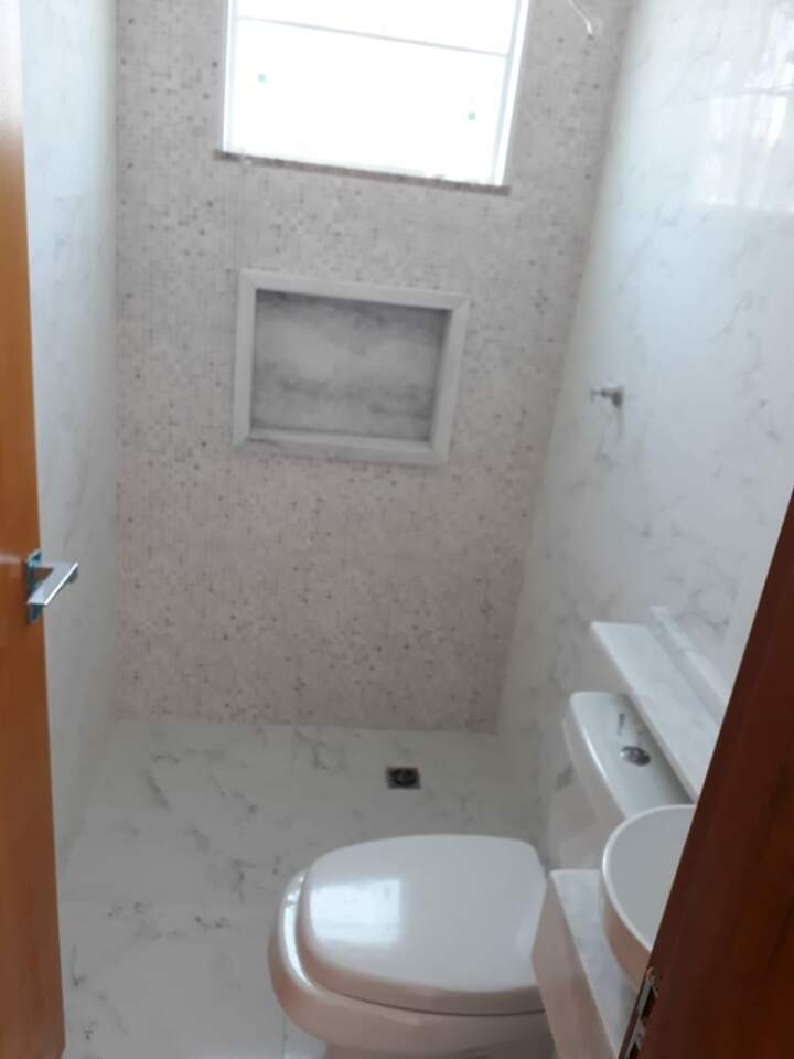 Casa de Condomínio à venda com 3 quartos, 187m² - Foto 1