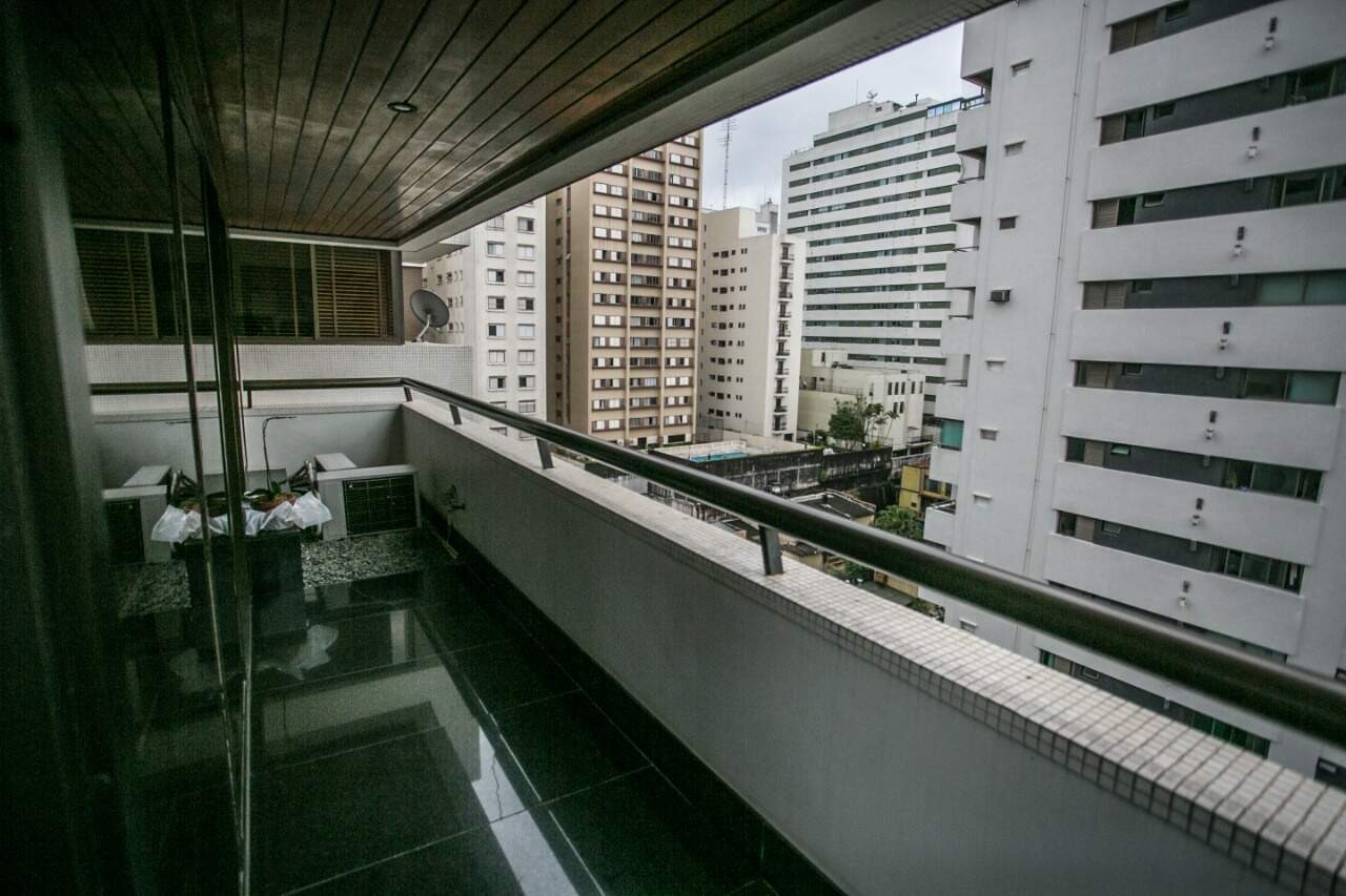 Apartamento à venda com 4 quartos, 290m² - Foto 9