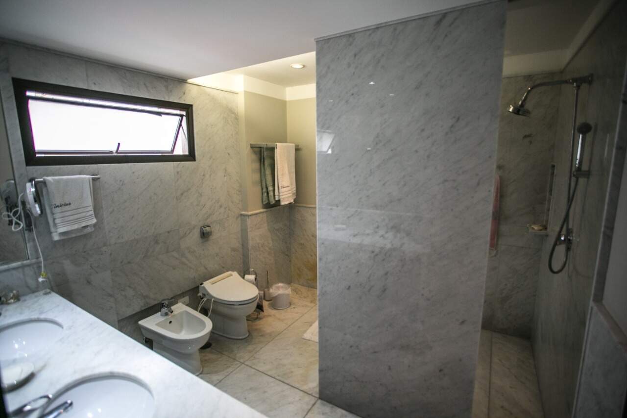 Apartamento à venda com 4 quartos, 290m² - Foto 21