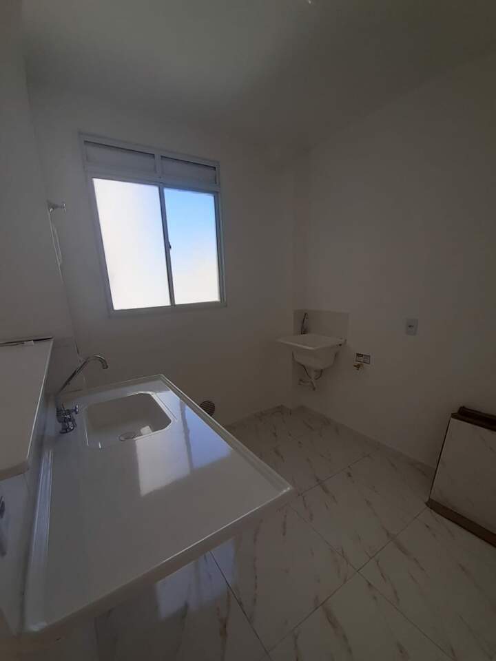 Apartamento à venda com 2 quartos, 42m² - Foto 6