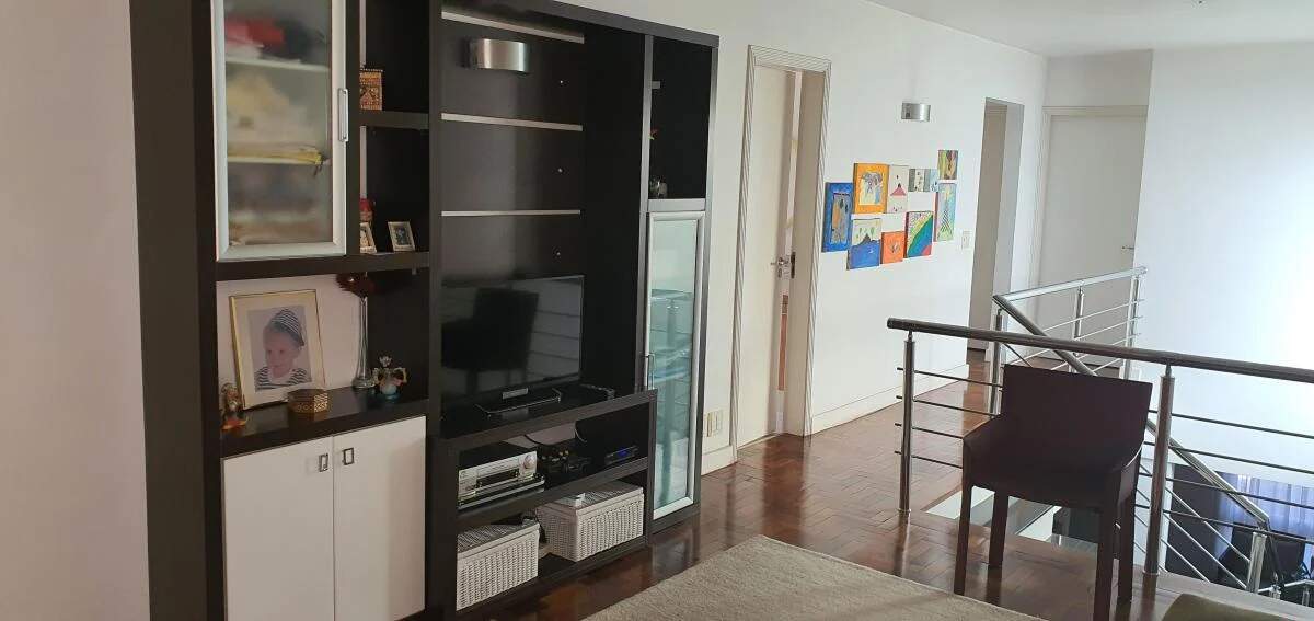 Casa à venda com 4 quartos, 350m² - Foto 15