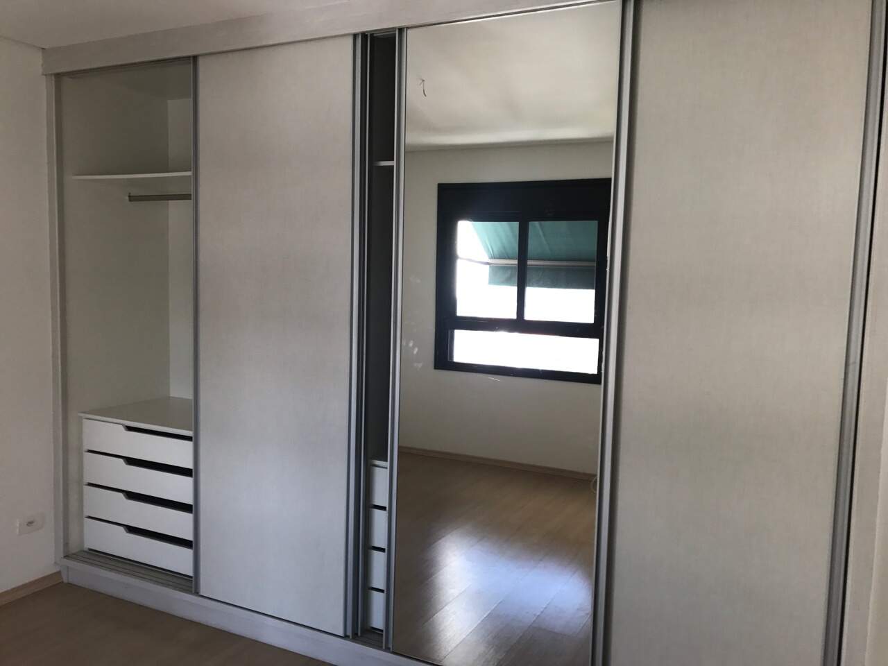 Apartamento à venda com 1 quarto, 47m² - Foto 20