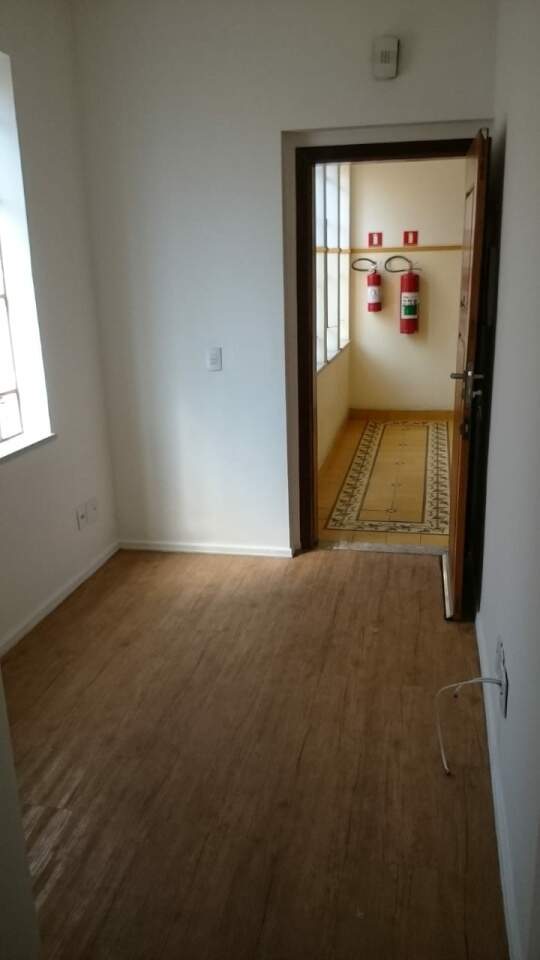 Apartamento à venda com 2 quartos, 83m² - Foto 1