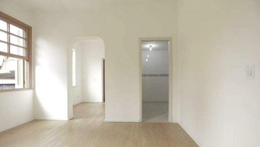 Apartamento à venda com 2 quartos, 83m² - Foto 3