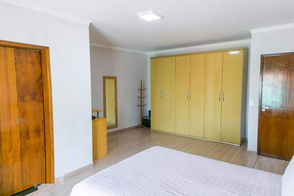 Casa à venda com 2 quartos, 170m² - Foto 25