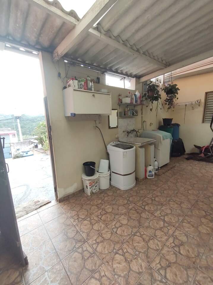 Casa à venda com 5 quartos, 120m² - Foto 16