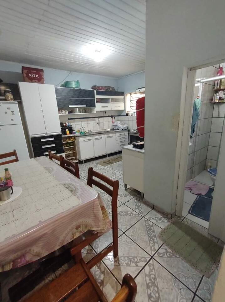 Casa à venda com 5 quartos, 120m² - Foto 13