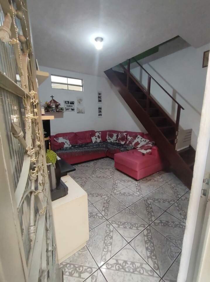 Casa à venda com 5 quartos, 120m² - Foto 9