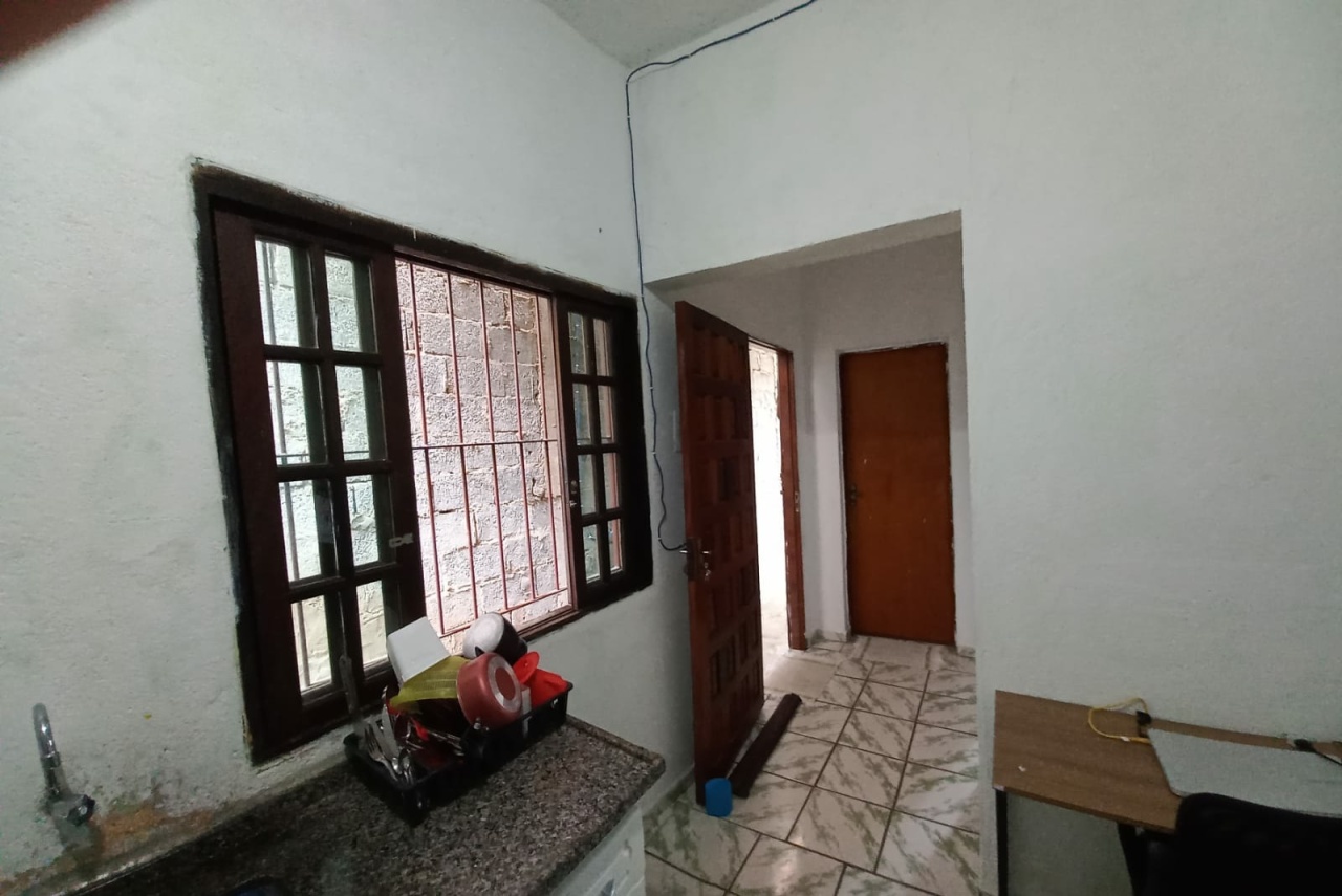 Casa à venda com 1 quarto, 48m² - Foto 27