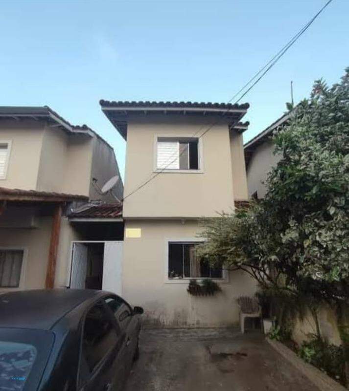 Sobrado à venda com 2 quartos, 51m² - Foto 2